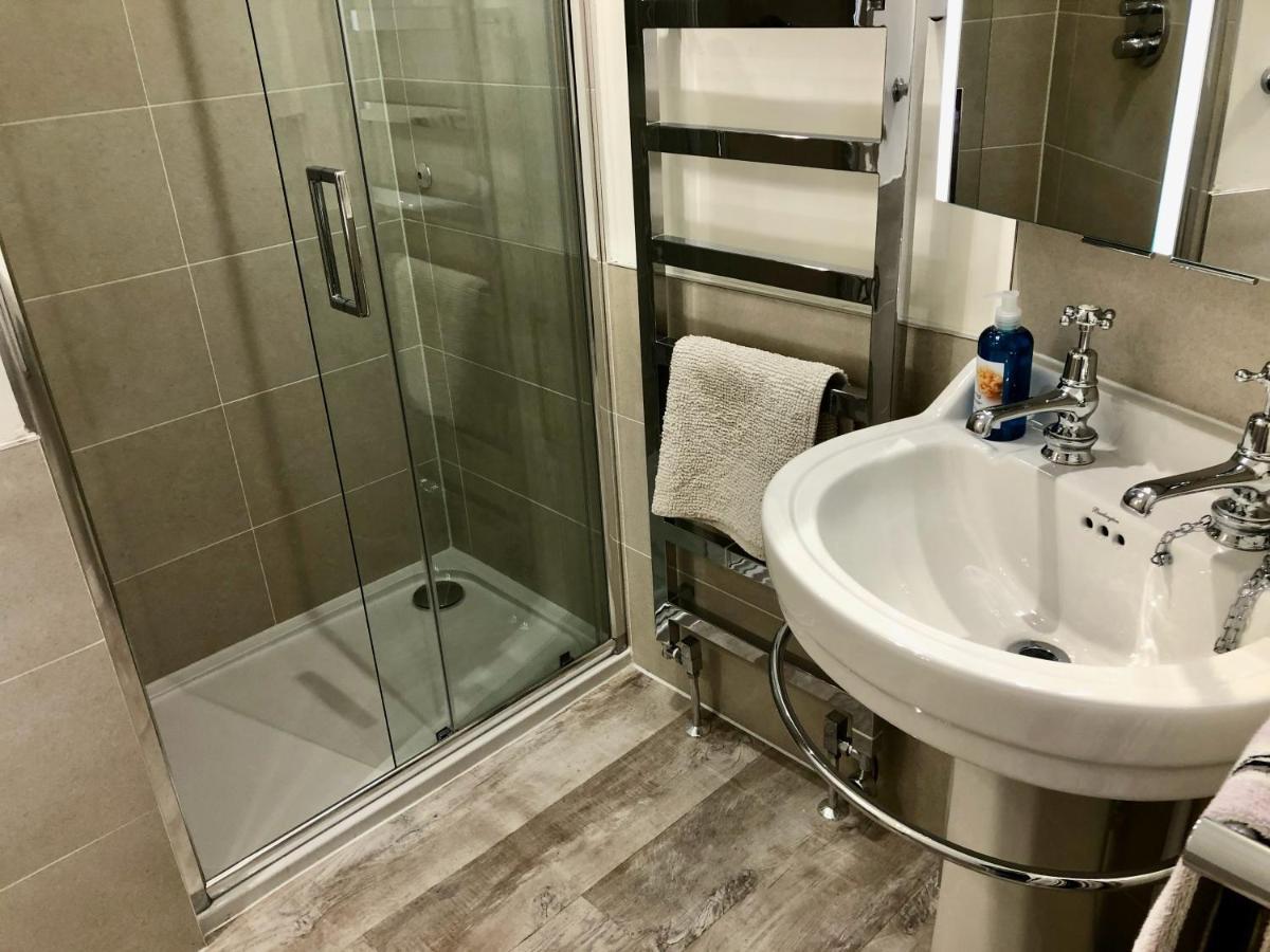 Lauras Townhouse Apartments Lansdown Slope Townhouse Бат Екстер'єр фото