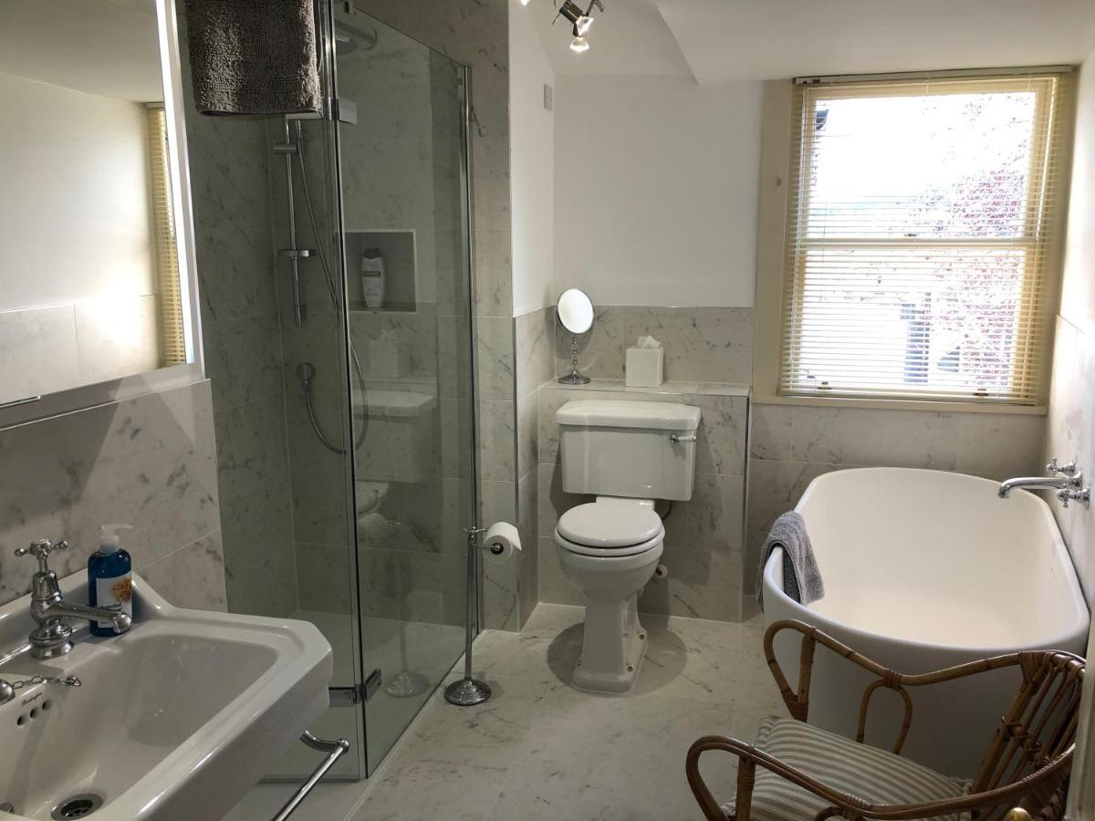 Lauras Townhouse Apartments Lansdown Slope Townhouse Бат Екстер'єр фото