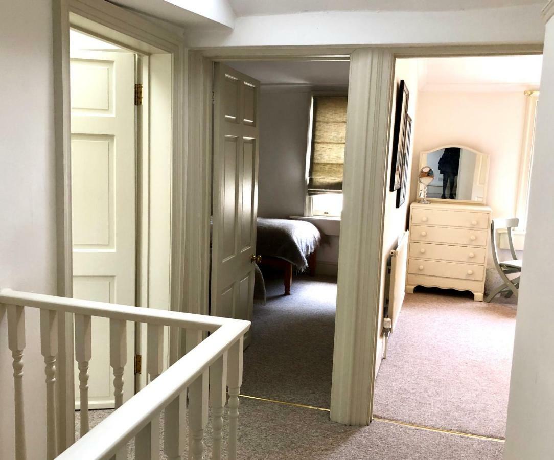 Lauras Townhouse Apartments Lansdown Slope Townhouse Бат Екстер'єр фото