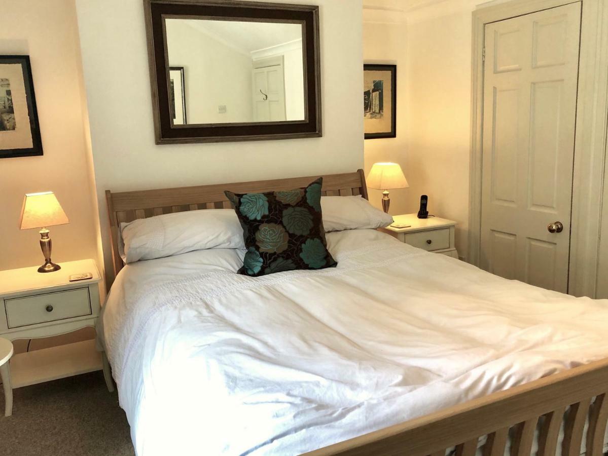 Lauras Townhouse Apartments Lansdown Slope Townhouse Бат Екстер'єр фото
